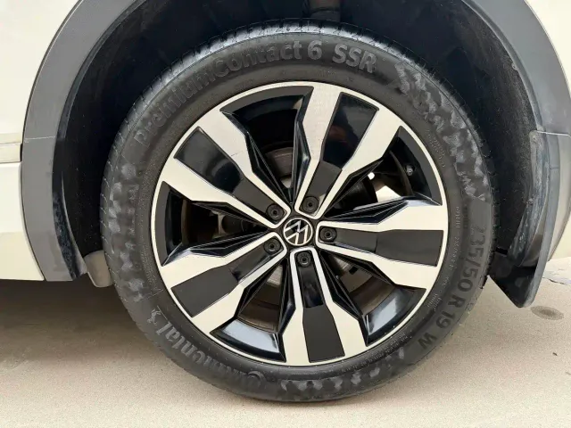 Volkswagen Tiguan L — Фото автомобиля 12