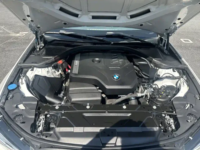 BMW 3 Series — Фото автомобиля 13