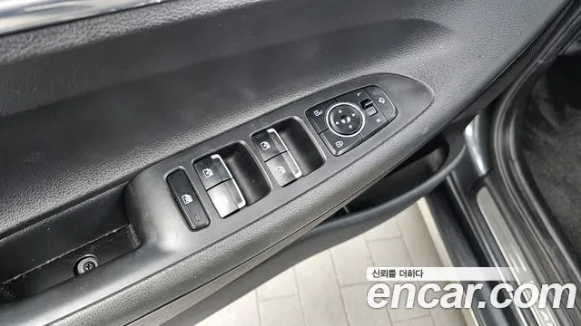 Hyundai Grandeur New — Фото автомобиля 30