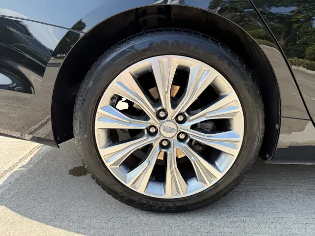 Cadillac CT6 — Фото автомобиля 11