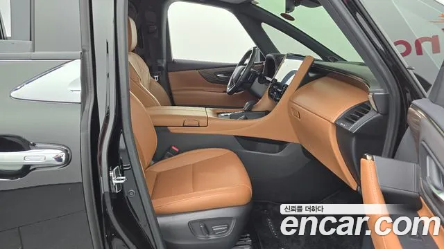 Toyota Alphard — Фото автомобиля 22