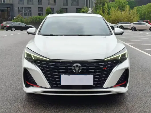 Фотография автомобиля — Changan Eado
