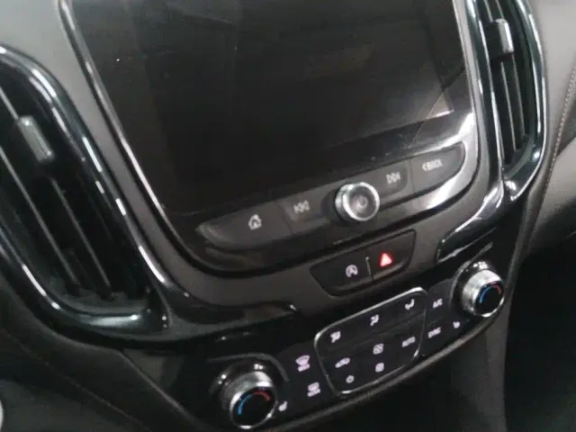 Chevrolet Equinox — Фото автомобиля 13