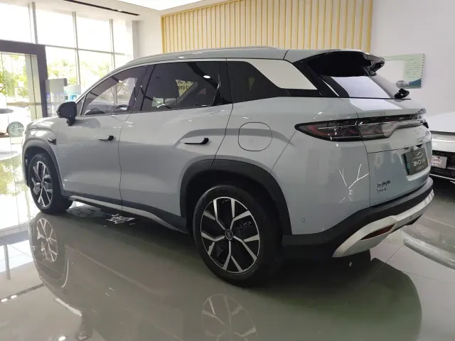 BYD Song L DM-i — Фото автомобиля 6