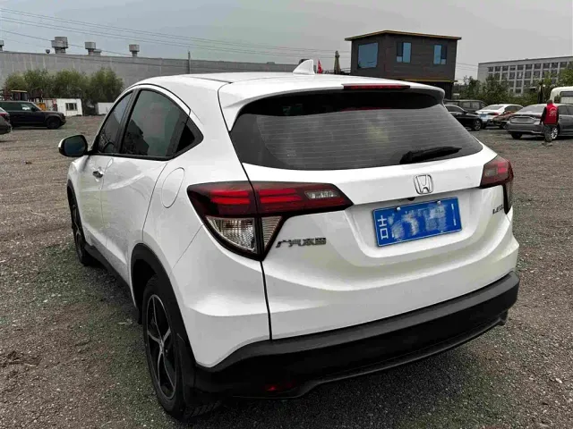 Honda Vezel — Фото автомобиля 12