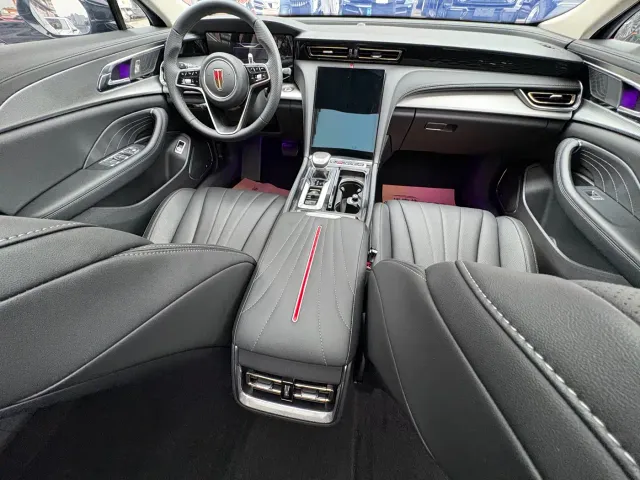 Hongqi H5 — Фото автомобиля 11