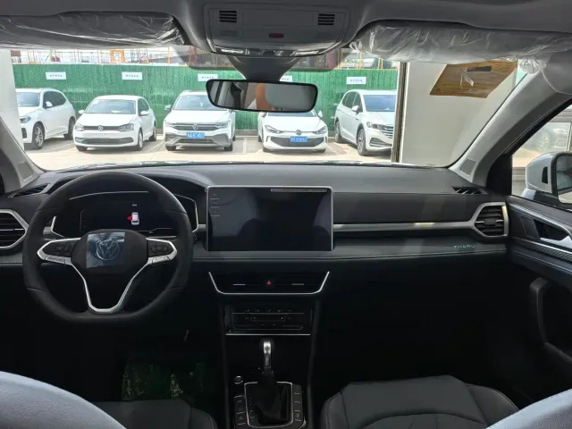 Volkswagen Tharu — Фото автомобиля 12