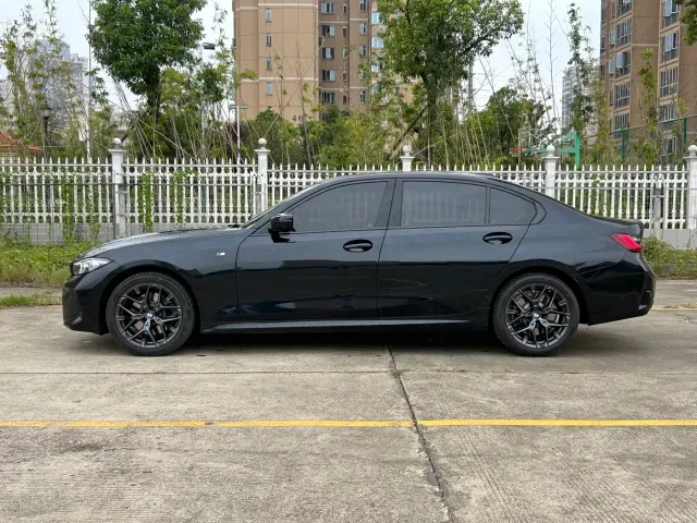 BMW 3 Series — Фото автомобиля 9