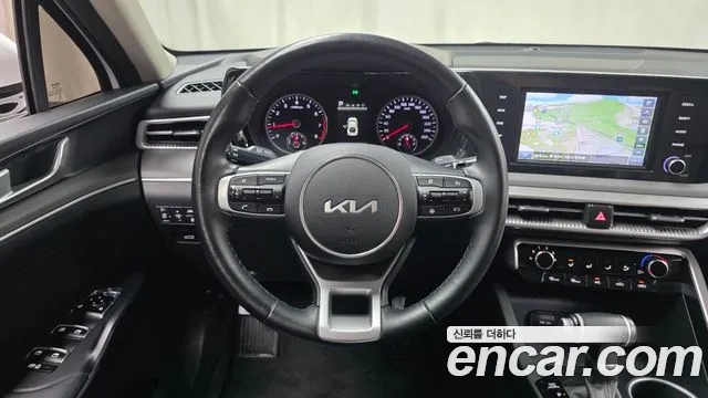 Kia K5 K5 3 поколение 2.0 LPI(Для проката) — Фото автомобиля 14