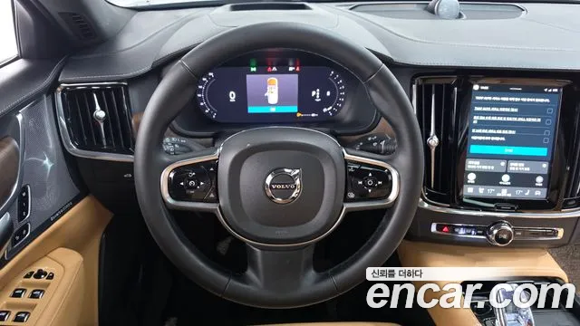 Volvo S90 — Фото автомобиля 19