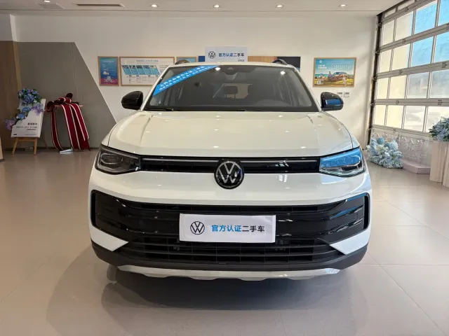 Volkswagen Tharu — Фото автомобиля 2