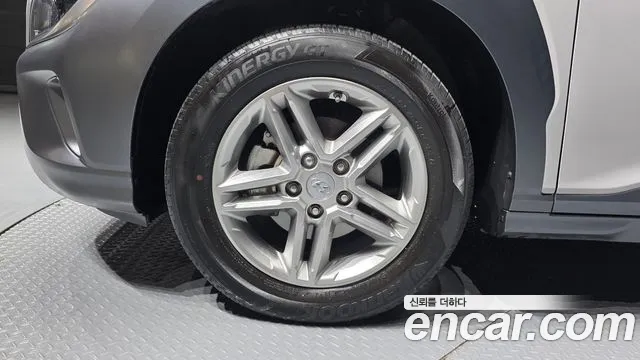 Hyundai Kona Новый Kona Бензин 2.0 2WD — Фото автомобиля 5