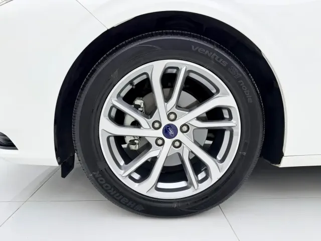Ford Mondeo — Фото автомобиля 20