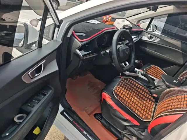 Wuling Jiachen — Фото автомобиля 15