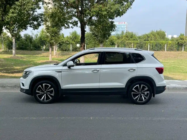 Volkswagen Tharu — Фото автомобиля 5