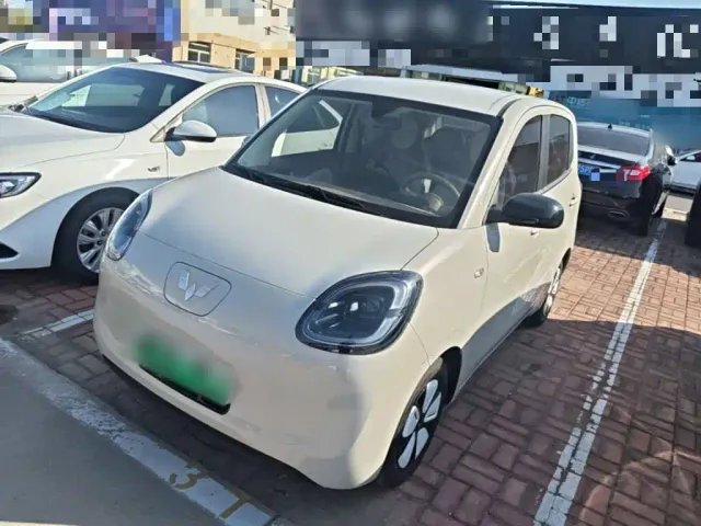 Фотография автомобиля — Wuling Hongguang Mini EV