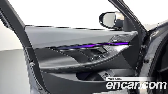 BMW 5 Series G60 — Фото автомобиля 24
