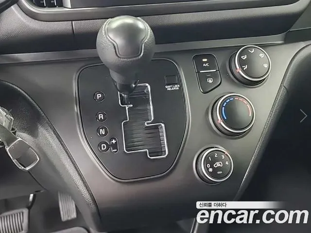 Kia RAY Новый Kia Ray Фургон — Фото автомобиля 8