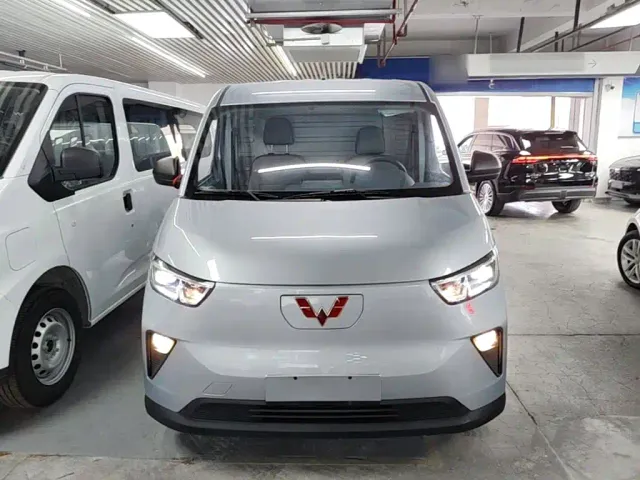 Wuling Yangguang — Фото автомобиля 2