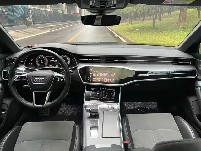 Audi A6L — Фото автомобиля 9
