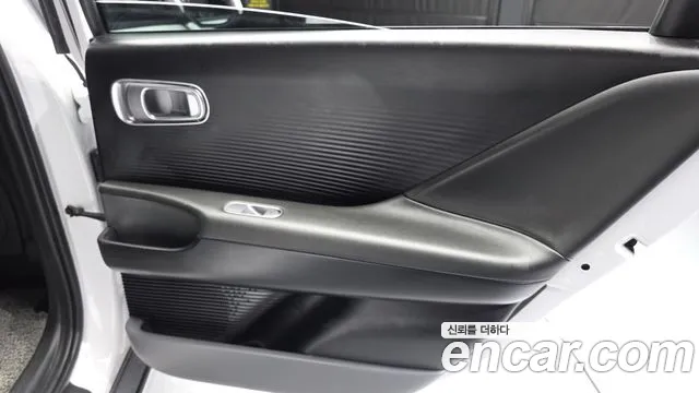 Hyundai Ioniq 6 — Фото автомобиля 14