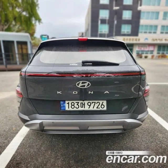 Hyundai Kona SX2 — Фото автомобиля 3