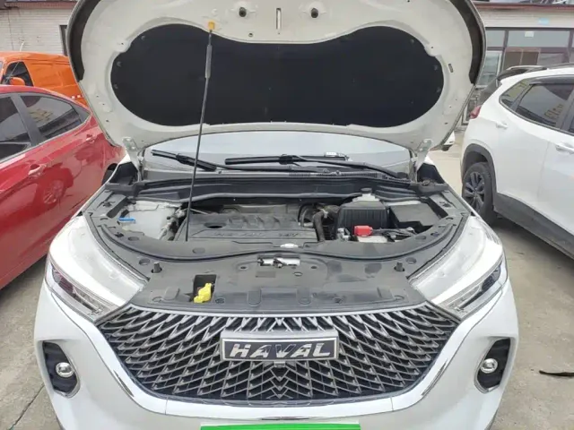 Haval M6 — Фото автомобиля 19