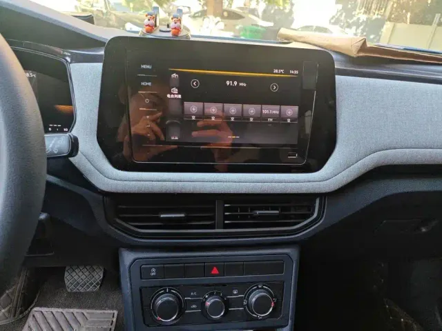 Volkswagen Tharu — Фото автомобиля 5