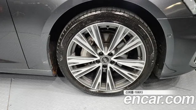 Audi A6 45 TFSI quattro Premium — Фото автомобиля 5