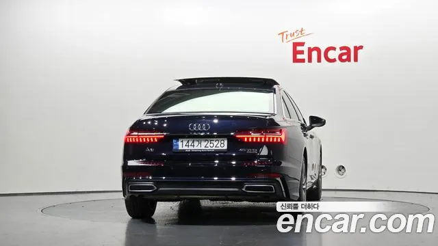Audi A6 45 TFSI quattro Premium — Фото автомобиля 4