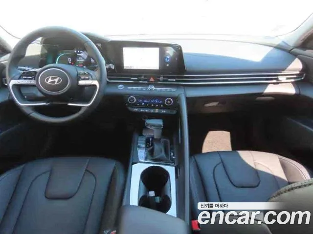 Hyundai Avante — Фото автомобиля 7