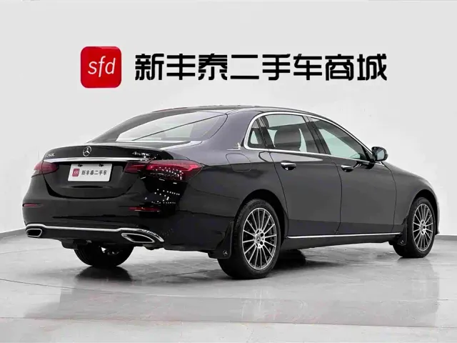 Mercedes-Benz E-Class — Фото автомобиля 5