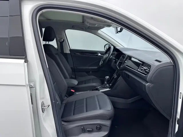 Volkswagen T-Roc — Фото автомобиля 12
