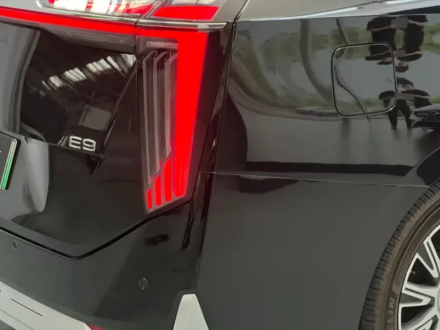 GAC Trumpchi E9 — Фото автомобиля 3