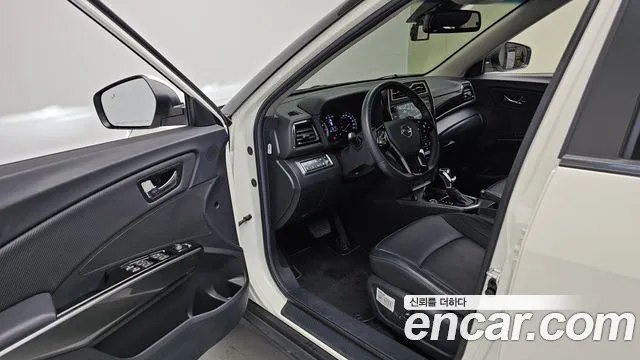 KG_Mobility_Ssangyong TIBOLI Very New Tivoli Бензин 1.5 2WD — Фото автомобиля 10