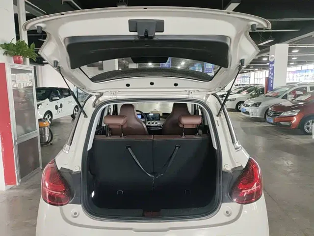 Wuling Bingo — Фото автомобиля 18