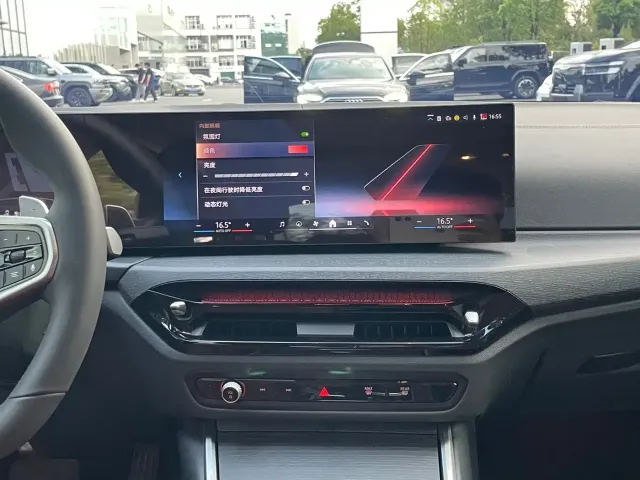 BMW 3 Series — Фото автомобиля 13