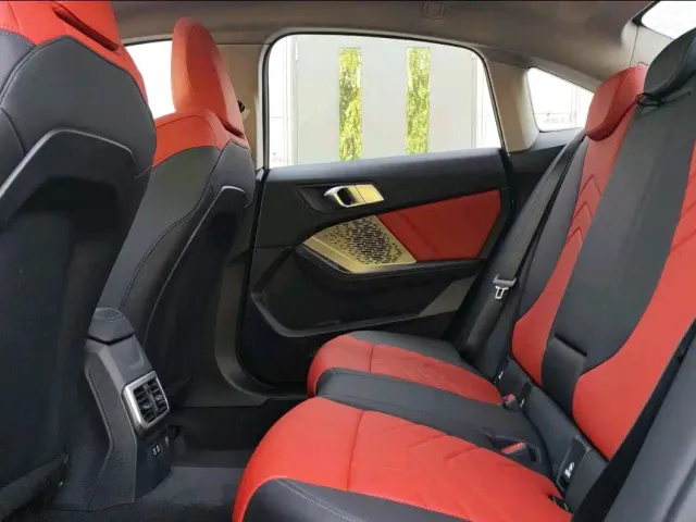 BMW 2 Series — Фото автомобиля 9