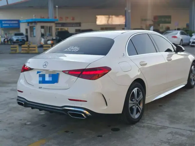 Mercedes-Benz C-Class — Фото автомобиля 11