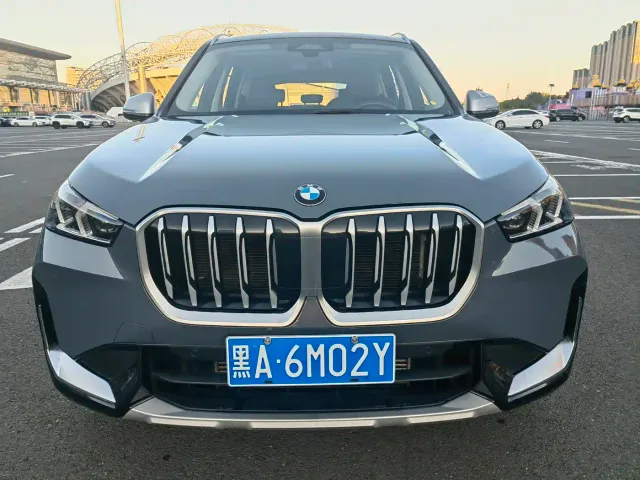 BMW X1 — Фото автомобиля 3