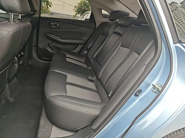 GAC Aion S MAX — Фото автомобиля 12