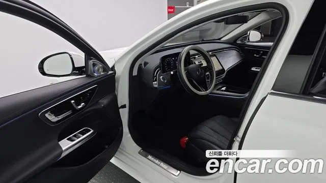 Mercedes-Benz E-Class W214 — Фото автомобиля 9