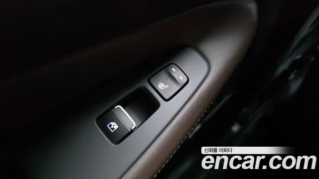 Hyundai Santafe — Фото автомобиля 18