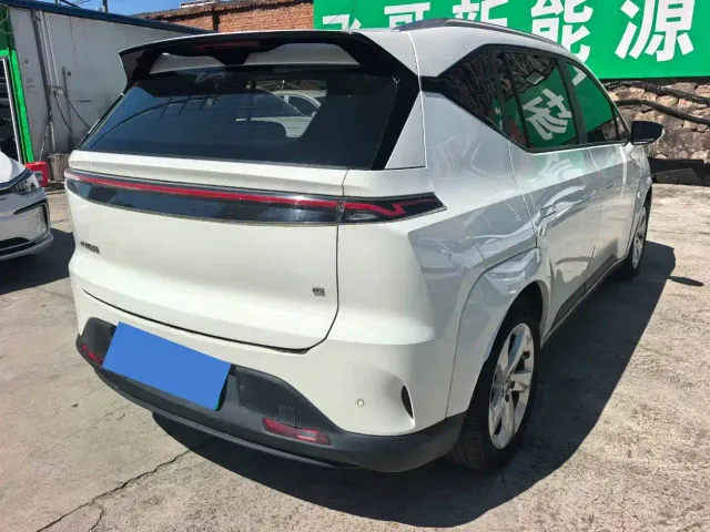 Hycan Z03 — Фото автомобиля 4