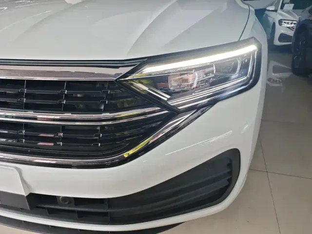 Volkswagen Sagitar — Фото автомобиля 23