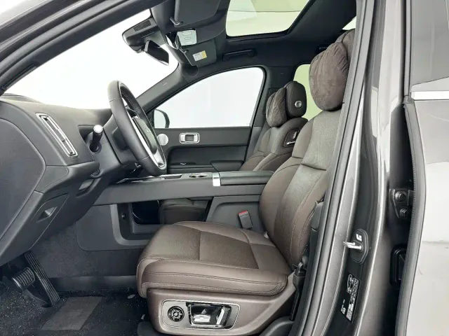 Li Auto L8 — Фото автомобиля 6