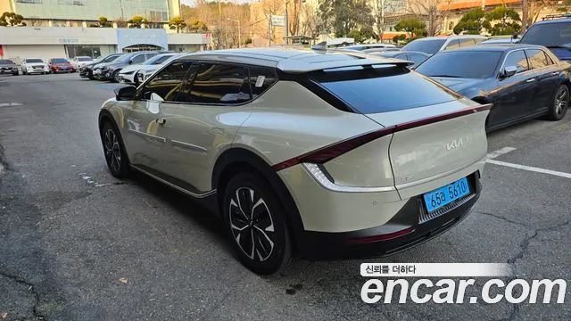 Kia EV6 — Фото автомобиля 6