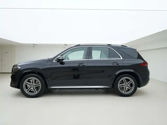 Mercedes-Benz GLE-Class — Фото автомобиля 3