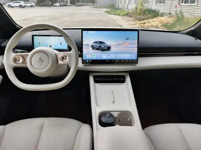 Baojun Yunhai — Фото автомобиля 12