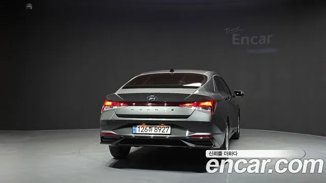 Hyundai AVANTE Avante (CN7) — Фото автомобиля 4